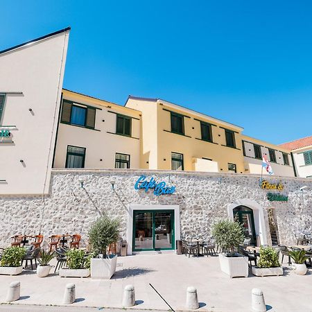 Hotel Kanjon Zrmanje Obrovac Buitenkant foto