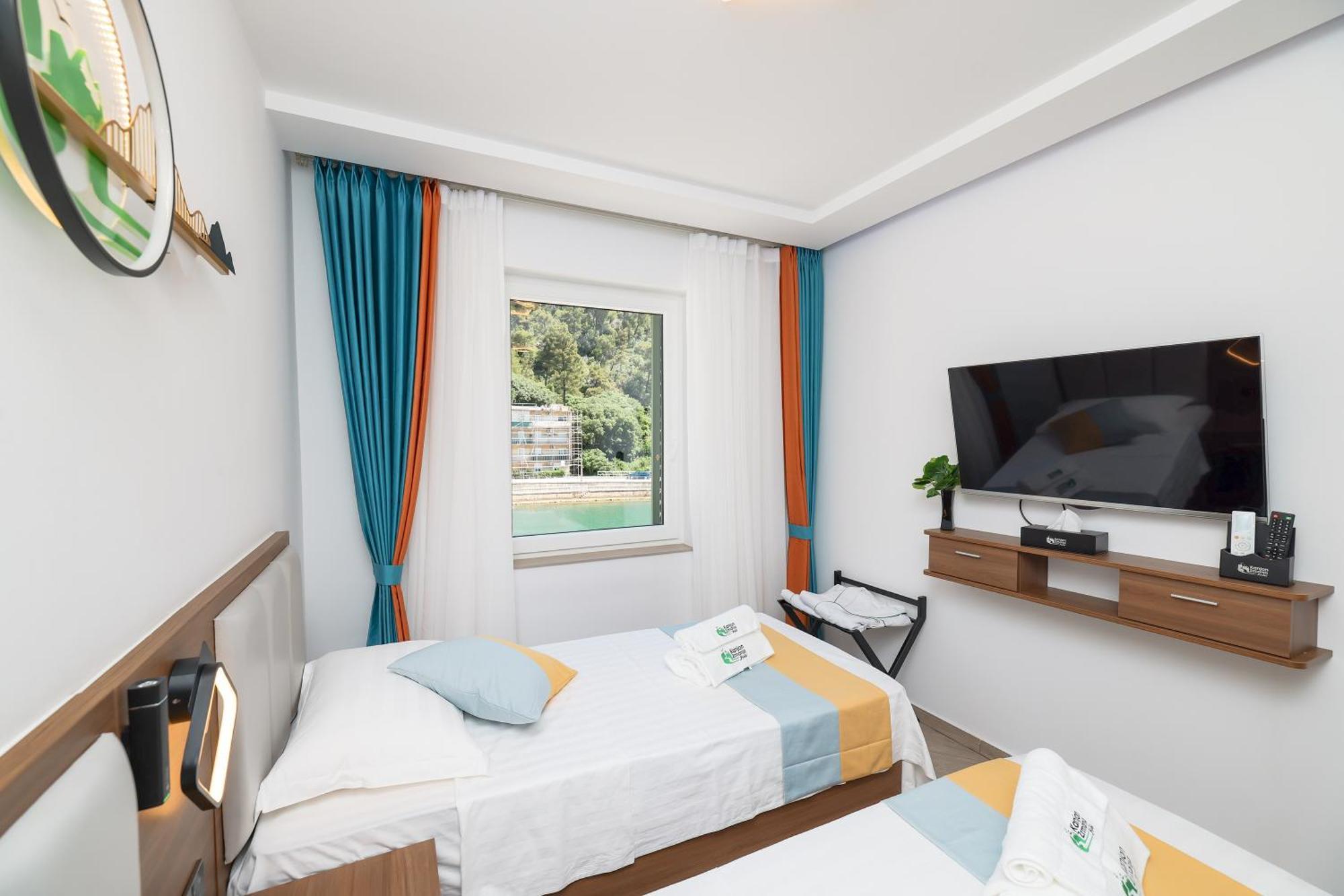 Hotel Kanjon Zrmanje Obrovac Buitenkant foto