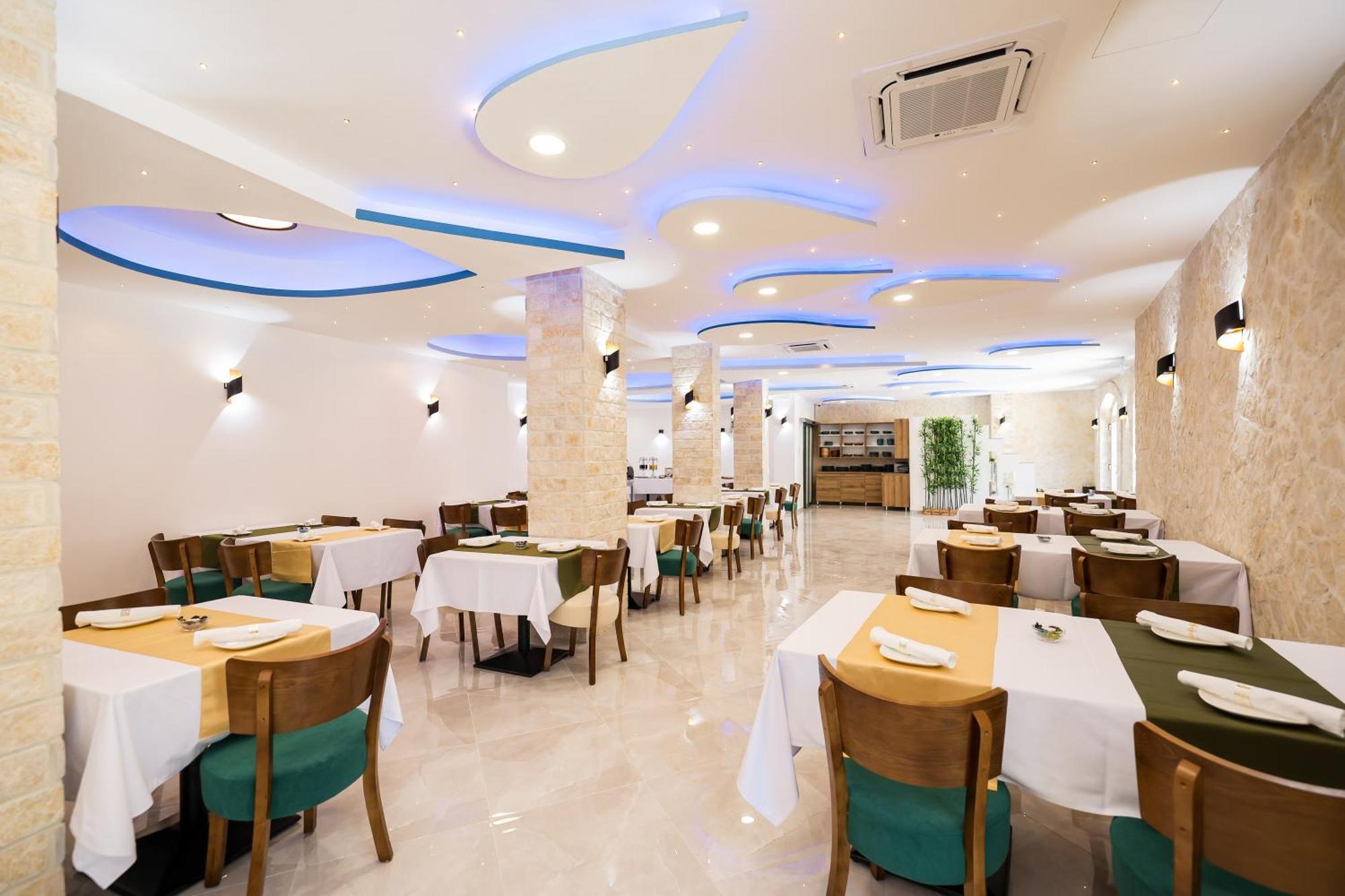Hotel Kanjon Zrmanje Obrovac Buitenkant foto